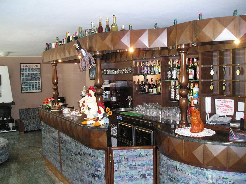 Mont Gele Hotel Ollomont Екстериор снимка
