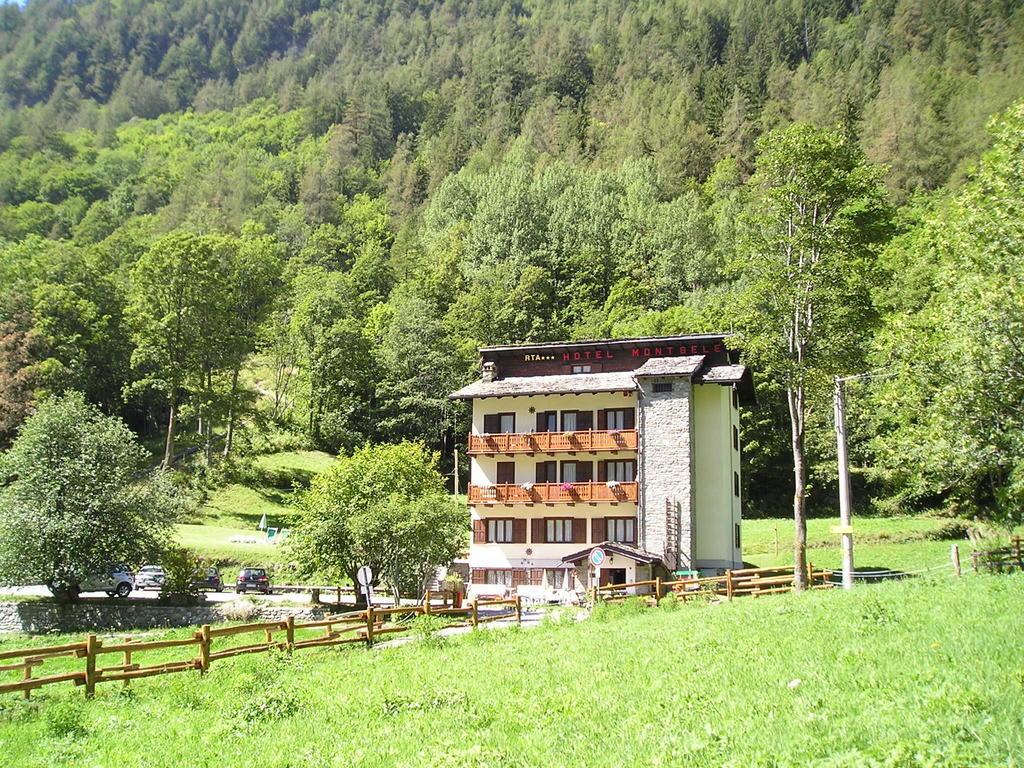 Mont Gele Hotel Ollomont Екстериор снимка