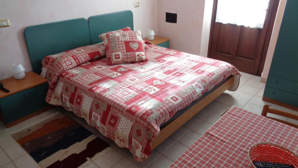 Mont Gele Hotel Ollomont Екстериор снимка